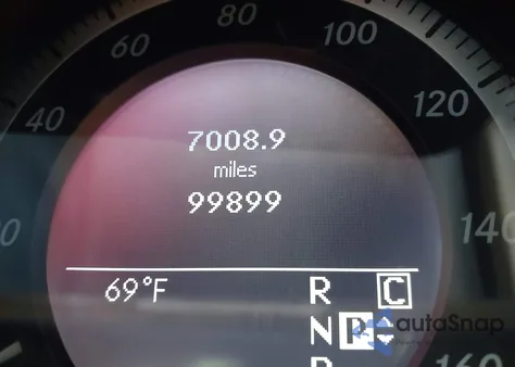 2011 Mercedes-Benz E 350 4Matic z USA, uszkodzony, nr VIN WDDHH8HB8BA219906